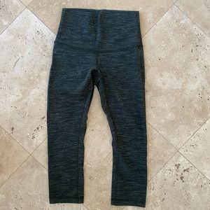 Lululemon leggings wunder under crop rare